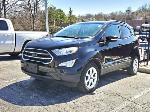 Used 2020 Ford EcoSport SE w/ SE Convenience Package image 4