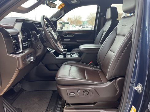 Used 2023 GMC Sierra 1500 Denali w/ Denali Reserve Package image 16