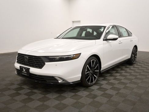 New 2025 Honda Accord Touring image 2