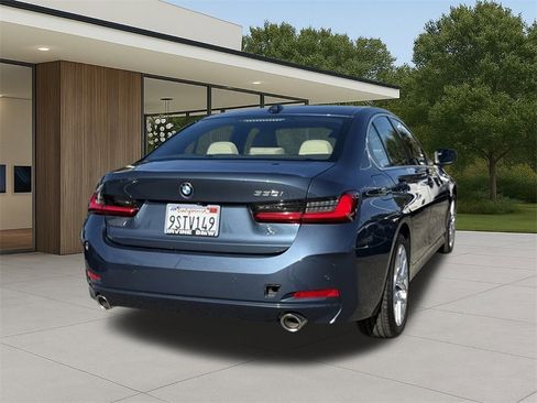 Used 2025 BMW 330i Sedan w/ Convenience Package image 9
