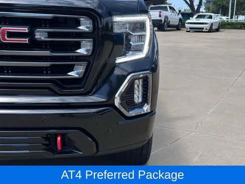 Used 2022 GMC Sierra 1500 AT4 w/ AT4 Premium Package AWD/4WD image 4