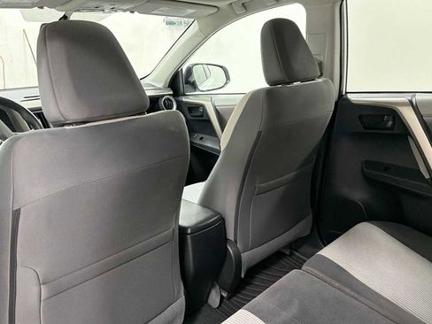 Used 2013 Toyota RAV4 XLE image 25