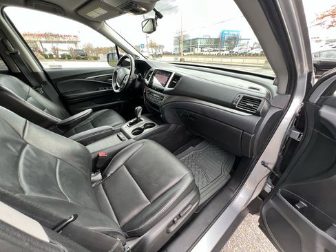 Used 2019 Honda Ridgeline RTL-T image 46