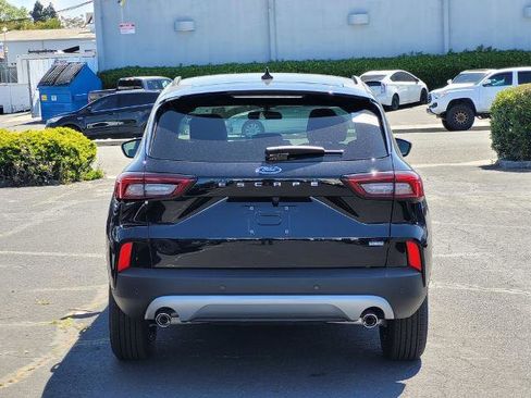 New 2025 Ford Escape SE image 5