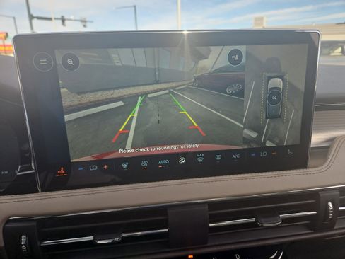 Certified 2024 Lincoln Corsair Premiere w/ Equipment Group 101A image 20