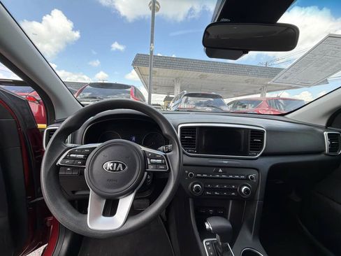 Used 2020 Kia Sportage LX FWD image 5