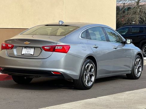 Used 2023 Chevrolet Malibu LT image 4