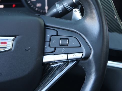 Used 2020 Cadillac XT6 Sport image 22