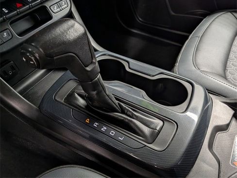 Used 2021 Chevrolet Colorado Z71 w/ Z71 Midnight Edition image 24