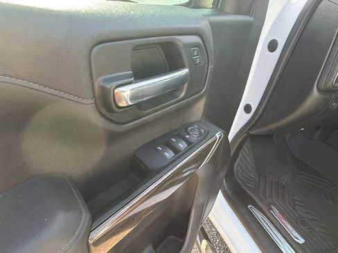 Certified 2021 Chevrolet Silverado 1500 RST image 11