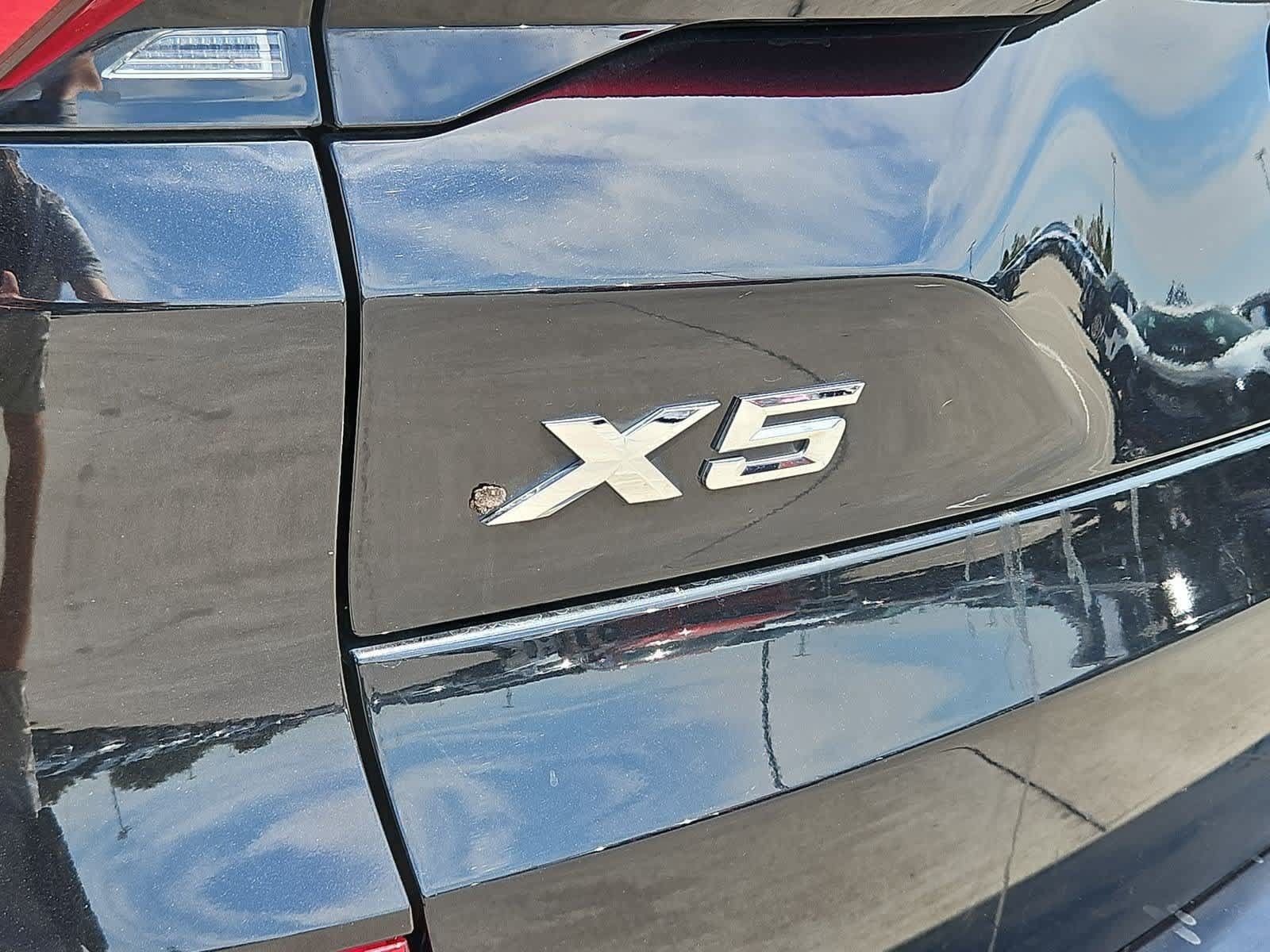Used 2024 BMW X5 xDrive40i w/ M Sport Package AWD/4WD image 12