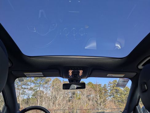 Used 2023 Mercedes-Benz GLA 250 4MATIC image 24