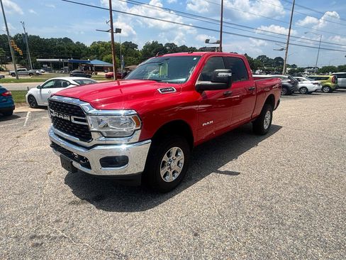 Used 2024 RAM 2500 Big Horn AWD/4WD image 42