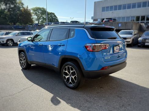 New 2026 Jeep Compass Limited w/ Sun, Sound & Navigation Group AWD/4WD image 12