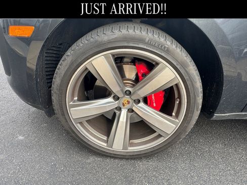 Used 2023 Porsche Macan S image 5