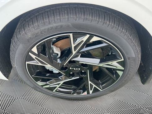 New 2026 Kia K5 GT-Line image 30