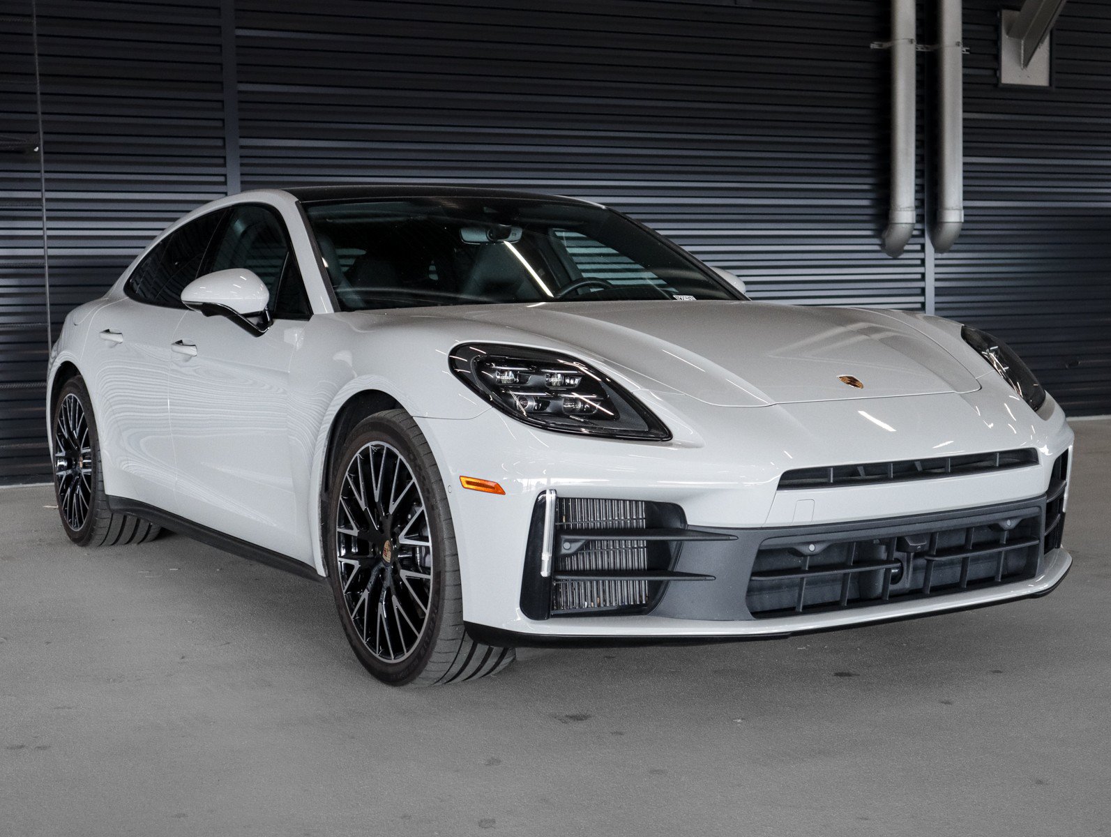 Certified 2024 Porsche Panamera RWD image 7