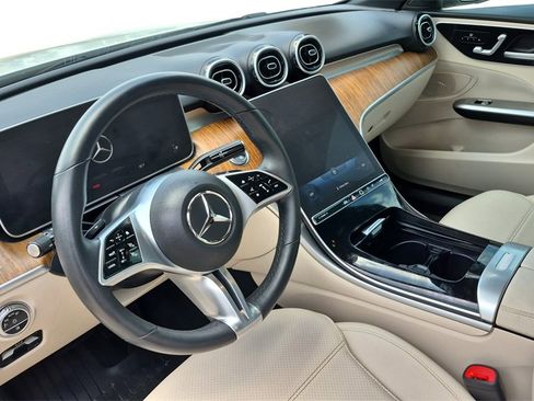 Used 2023 Mercedes-Benz C 300 4MATIC Sedan image 18