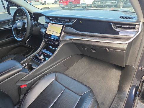 Used 2023 Jeep Grand Cherokee 30th Anniversary AWD/4WD image 18