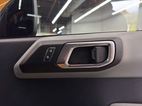 Used 2021 Ford Bronco Badlands image 36