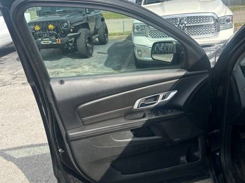 Used 2016 GMC Terrain SLE AWD/4WD image 12