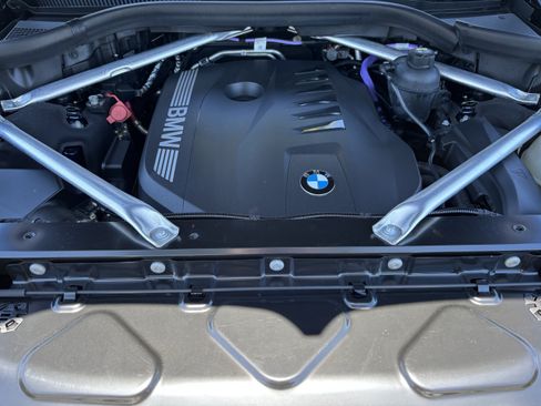 Certified 2023 BMW X7 xDrive40i w/ M Sport Package AWD/4WD image 36