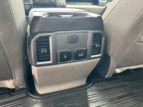 Used 2020 Ford F150 XLT w/ Equipment Group 302A Luxury AWD/4WD image 38