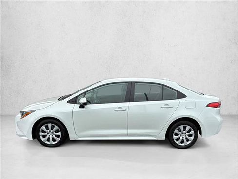 Used 2024 Toyota Corolla LE FWD image 8