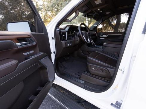 Used 2023 GMC Sierra 1500 Denali w/ Denali Reserve Package image 15