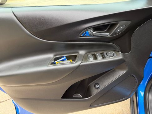 Used 2024 Chevrolet Equinox LT w/ LPO, Floor Liner Package FWD image 9
