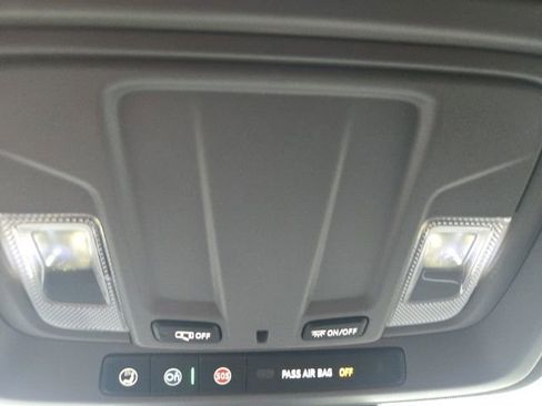 Used 2026 GMC Sierra 1500 SLE w/ LPO, GMC Protection Package image 31