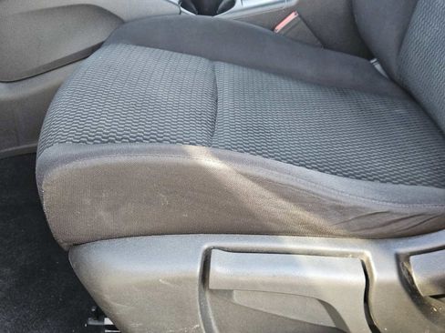 Used 2020 Nissan Rogue Sport S image 22