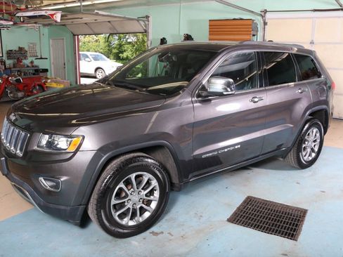 Used 2015 Jeep Grand Cherokee Limited AWD/4WD image 4