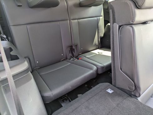 Used 2025 Hyundai Santa Fe SEL AWD/4WD image 27