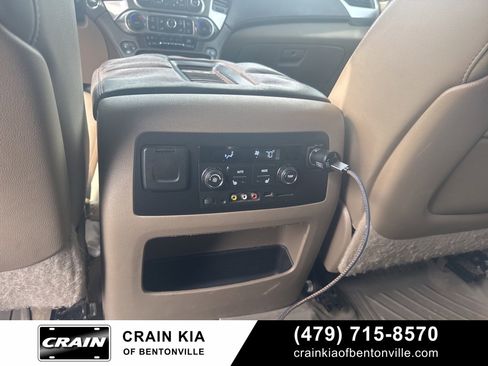 Used 2015 Chevrolet Suburban LTZ image 37