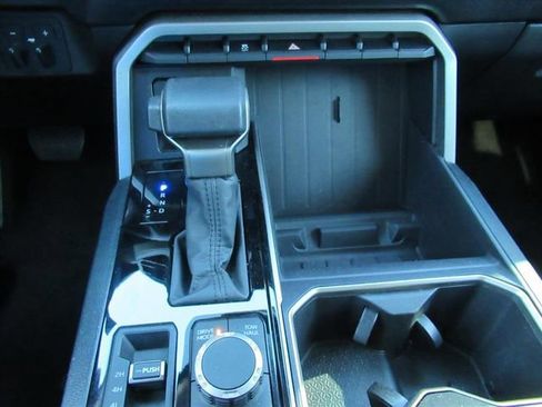 Used 2024 Toyota Tundra SR5 w/ SR5 Convenience Package AWD/4WD image 25