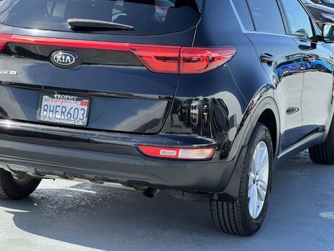 Used 2019 Kia Sportage LX image 7