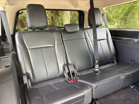 Used 2022 Ford Expedition Max XLT RWD image 30