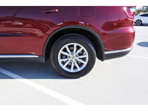 Used 2022 Dodge Durango SXT image 29