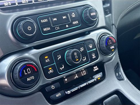 Used 2020 Chevrolet Tahoe LT image 15
