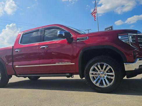 Used 2023 GMC Sierra 1500 SLT w/ SLT Premium Package AWD/4WD image 1