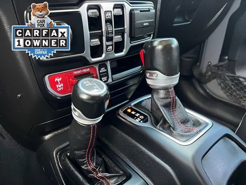 Used 2022 Jeep Wrangler Unlimited Rubicon AWD/4WD image 49