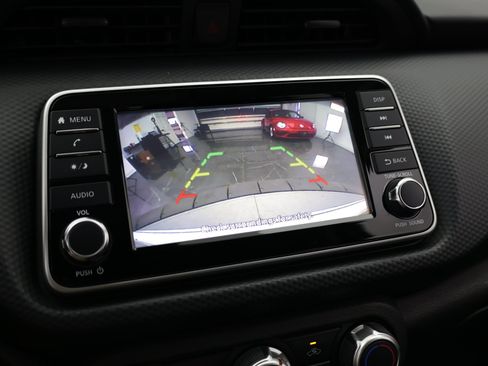 Used 2021 Nissan Kicks S FWD image 19