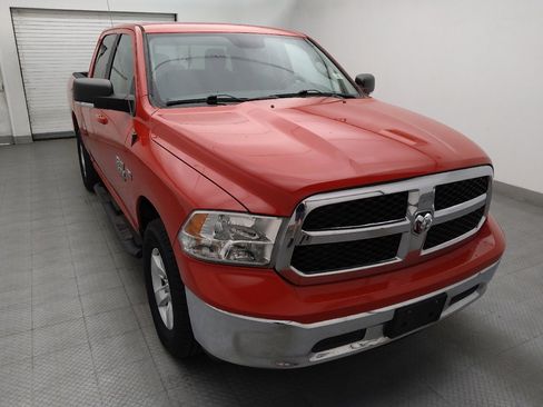 Used 2019 RAM 1500 Classic SLT w/ Luxury Group AWD/4WD image 14