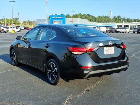 Used 2024 Nissan Sentra SV FWD image 17