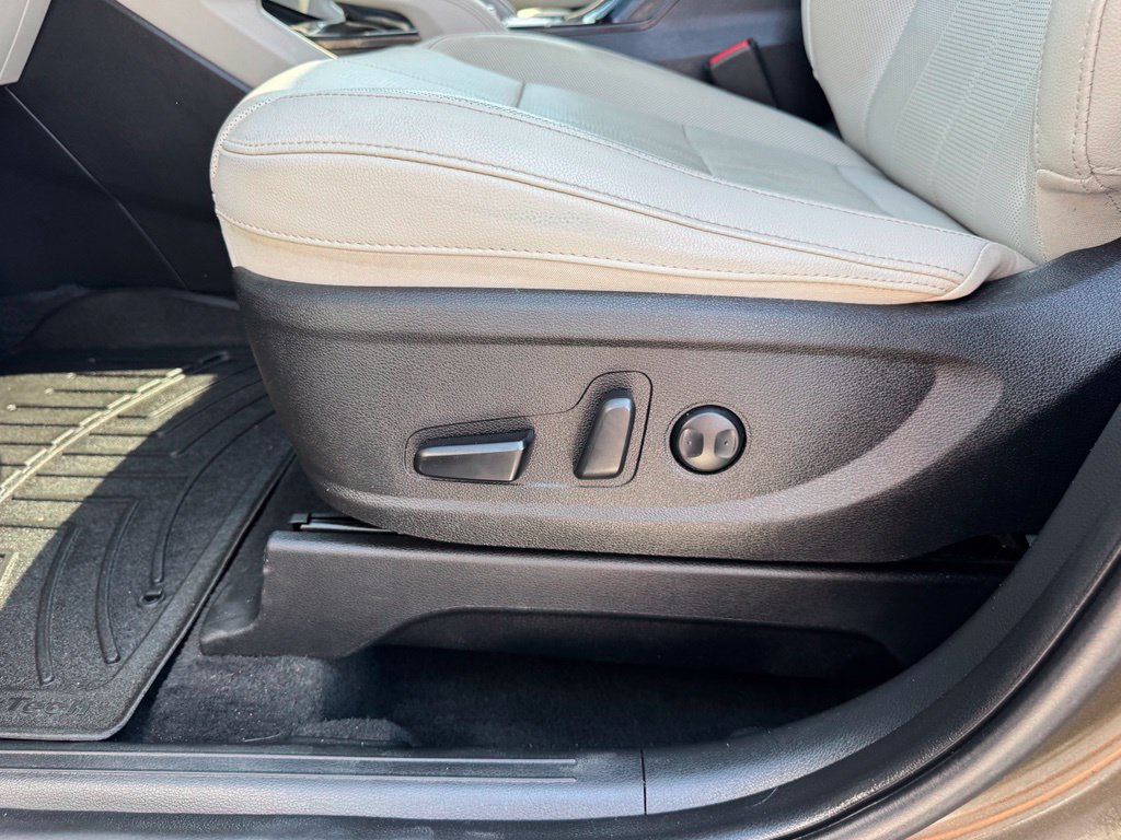Used 2021 Kia Telluride EX w/ EX Premium Package FWD image 14