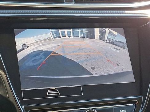 Certified 2022 Chevrolet TrailBlazer LT w/ Convenience Package image 18