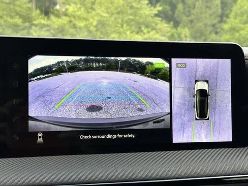 Certified 2025 Nissan Kicks SR w/ SR Premium Package FWD image 5