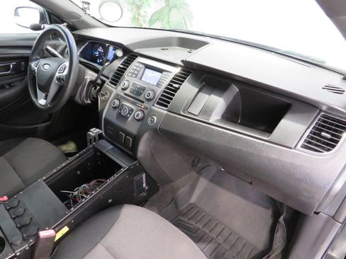 Used 2014 Ford Taurus Police Interceptor AWD image 10