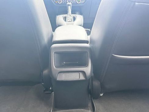 Used 2023 Honda HR-V EX-L image 8